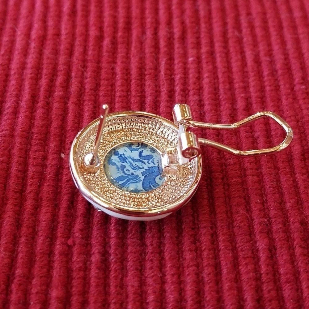 FIMO-LOOK Rose Gold Clip Post Earrings - Picture 4 of 4